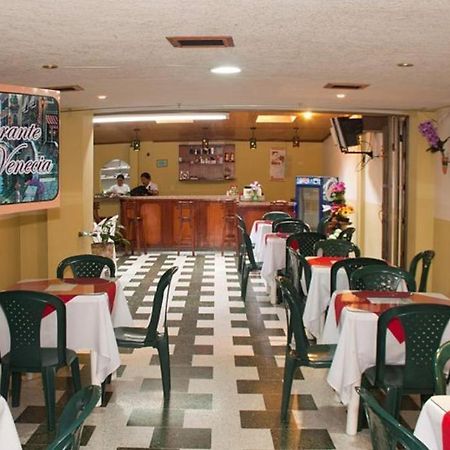 Hotel Venecia Confort Пасто Екстер'єр фото