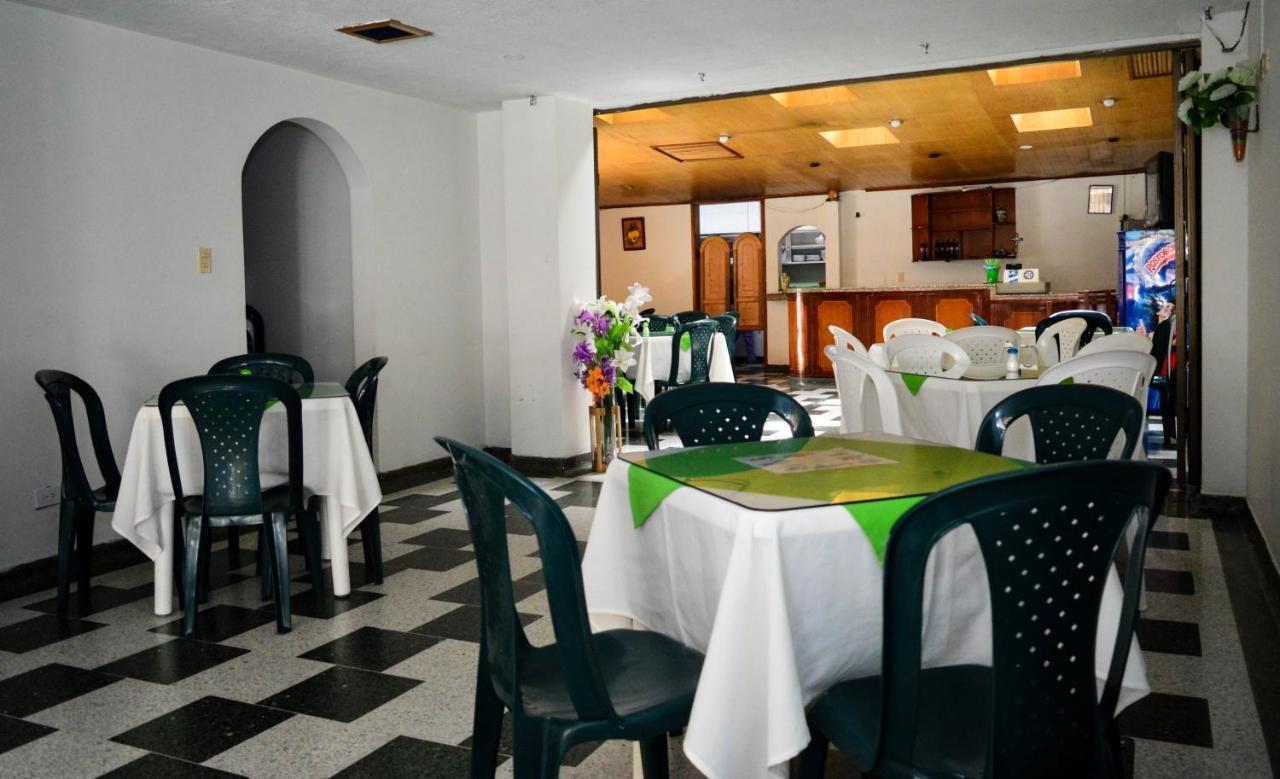 Hotel Venecia Confort Пасто Екстер'єр фото