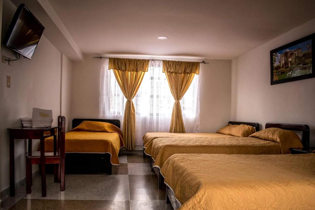 Hotel Venecia Confort Пасто Екстер'єр фото